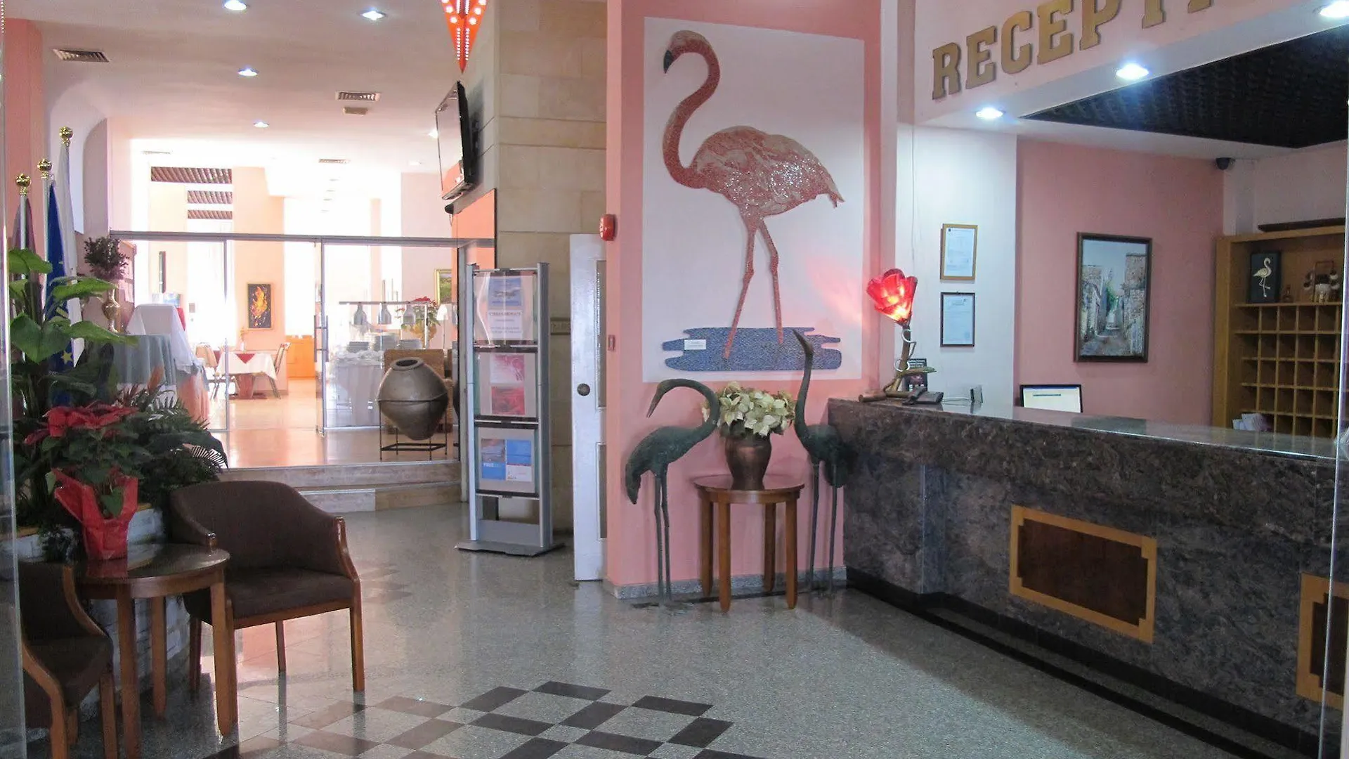 ***  Flamingo Beach Hotel Larnaca Chypre